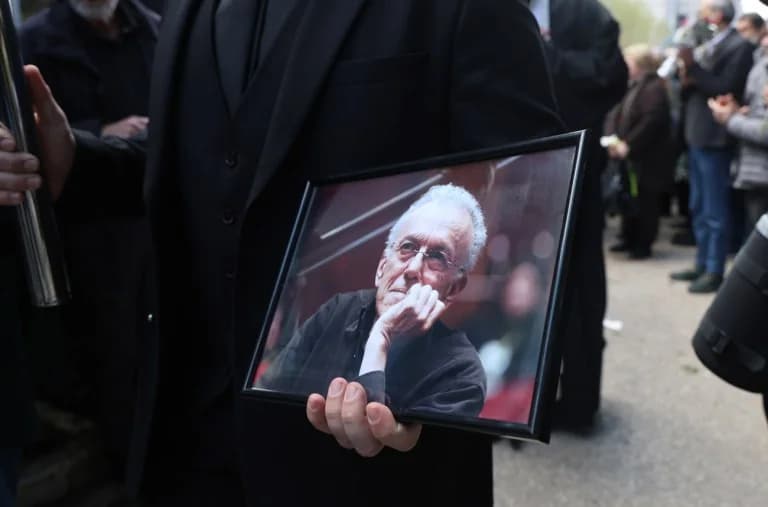 Γιώργος Πανουσόπουλος: Συγκίνηση στην κηδεία του