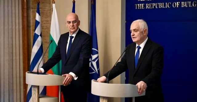 Δένδιας: Στρατιωτικός διάδρομος με Βουλγαρία και Ρουμανία