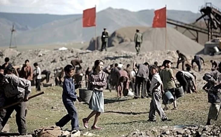 Corea del Norte: Supervivencia a través de la duplicidad en campos de concentración