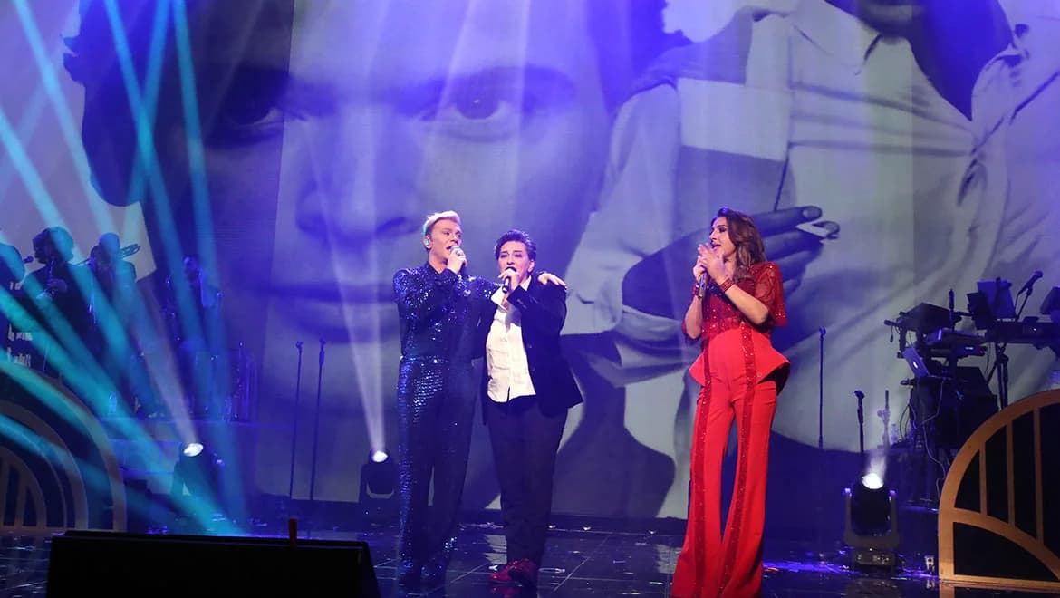 Bewegende Hommage an Giorgos Marinos von Iro, Paparizou und Zacharatos