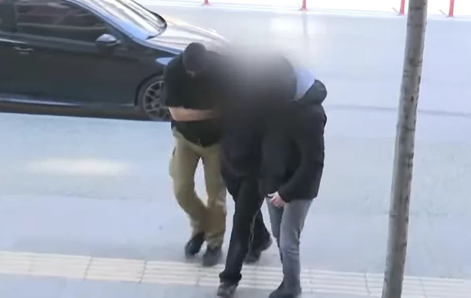 Θεσσαλονίκη: Δολοφονία 20χρονου – Παραδίδονται οι φίλοι του δράστη
