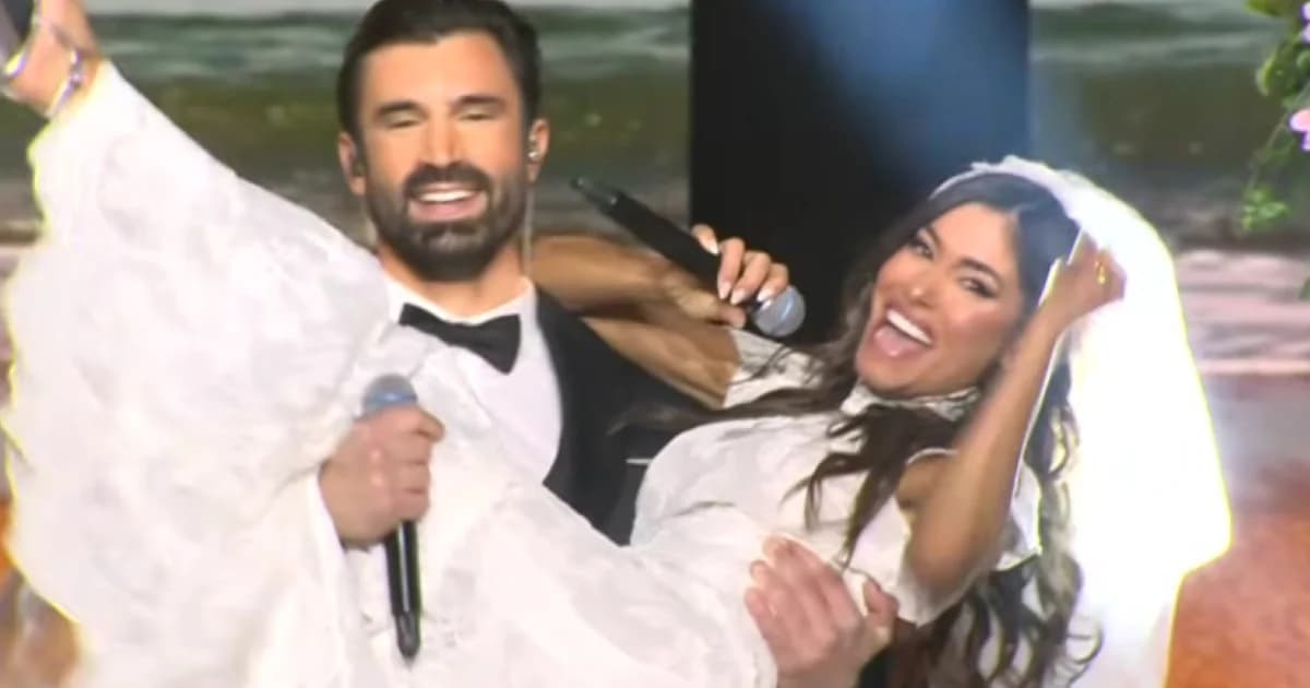 J2US: Ηλίας Γκότσης και Θωμαή Απέργη ως νύφη και γαμπρός στο 4ο live