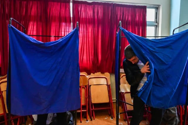 PASOK: Wahl der Delegierten bis 20:00 Uhr