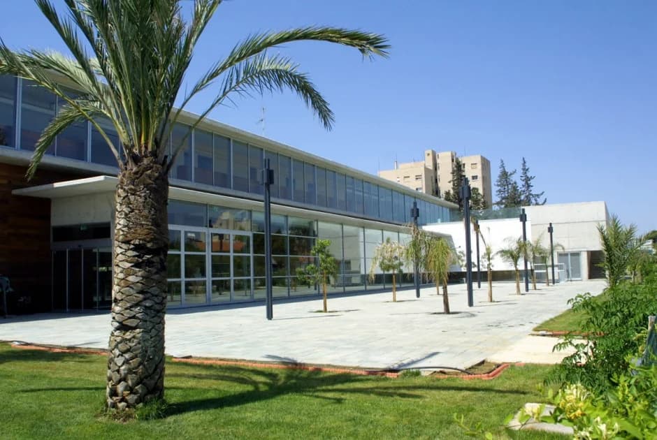 ΕΣΚ: Αίτημα για εξέταση του θέματος της δημοσιογραφικής ταυτότητας στη Βουλή