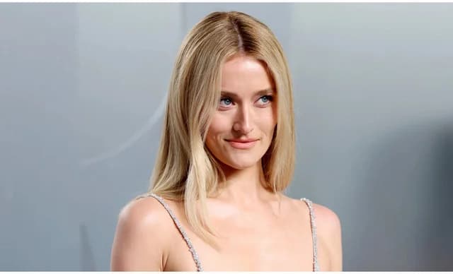 Sarah Pidgeon in Calvin Klein bei der Vanity Fair Oscars Party 2026