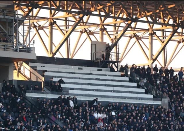 Salónica: Ocho detenidos por la invasión de la tribuna de prensa del estadio Toumba