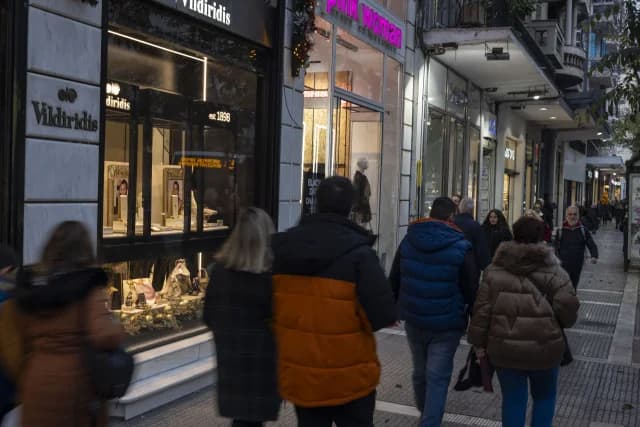 Easter Shopping Hours in Thessaloniki Start April 2
