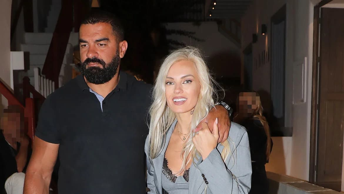 Julia Nova und Michalis Vitzilaios: Romantischer Ausflug nach Mykonos