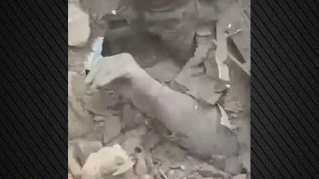 זפורוז'יה: חולצו אישה מהריסות לאחר הפצצה רוסית