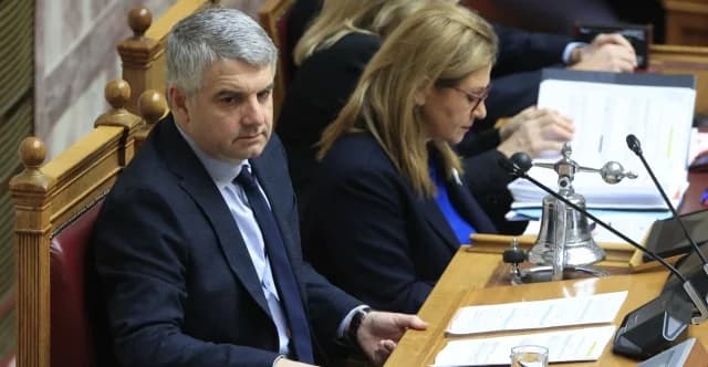 Odysseas Konstantinoupolos: "I need some time to think about" leaving politics