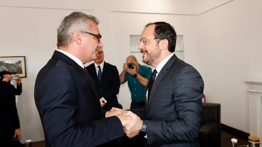 DISY fordert Zusammenarbeit zwischen Christodoulides und Erhürman bei Maul- und Klauenseuche