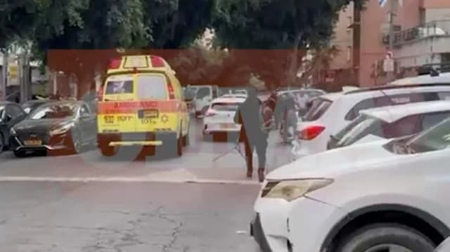 Iran greift Tel Avivs Zentrum an: Video vom Schauplatz