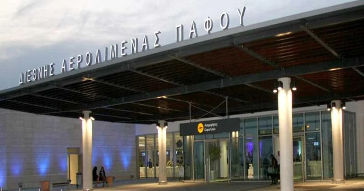 Вместо поездки: два ареста в аэропорту