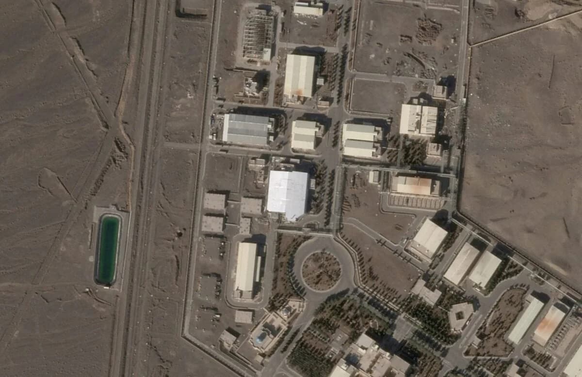 Irán acusa a Israel y EE.UU. de atacar la instalación nuclear de Natanz
