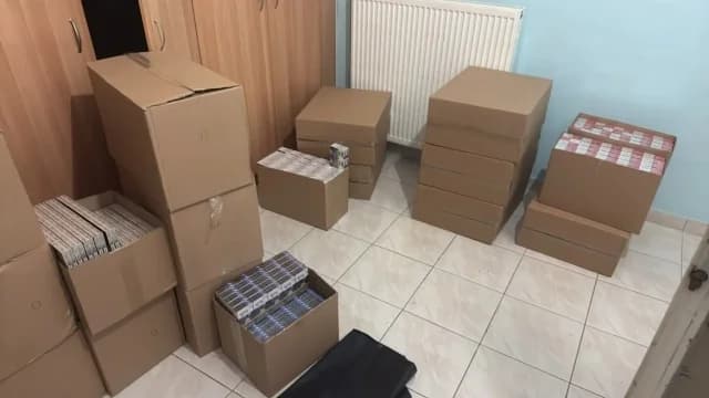 Εξάρθρωση κυκλώματος λαθρεμπορίας τσιγάρων: Ζημιά 1 εκατ. ευρώ στο Δημόσιο