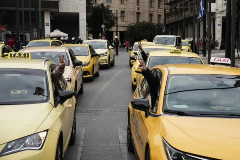 Aprobada la ley del Ministerio de Transporte en medio de protestas de taxistas