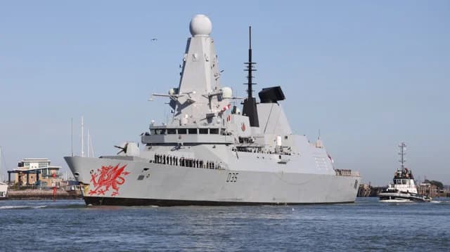 HMS Dragon прибыл на Кипр для усиления ПВО