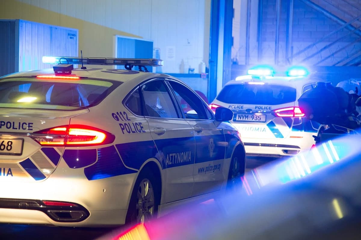Παγκύπρια αστυνομική επιχείρηση: 10 συλλήψεις και εκατοντάδες έλεγχοι