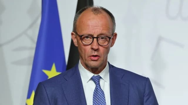 Μερτς: Προσπάθειες για διπλωματική λύση στον πόλεμο ΗΠΑ-Ισραήλ-Ιράν