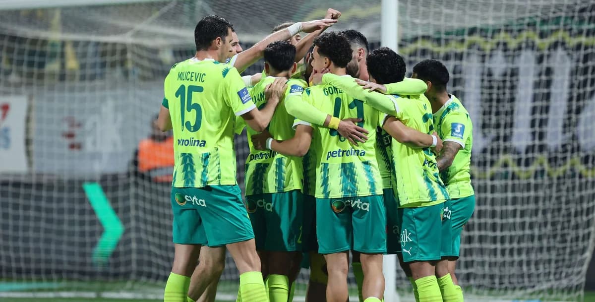 AEK Continúa su Impresionante Trayectoria y Compite