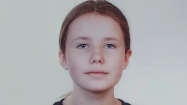 16-jährige Laura weigert sich, mit ihren Eltern zu sprechen