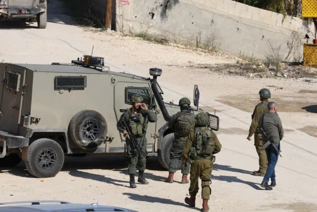 מתנחלים ישראלים תקפו כפר פלסטיני בגדה המערבית
