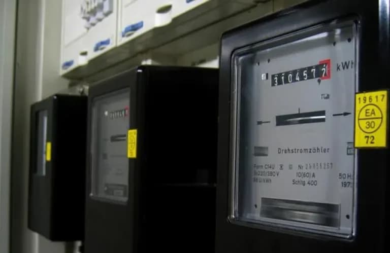 לימסול: בעיות ברישיונות הפעלה לעסקים
