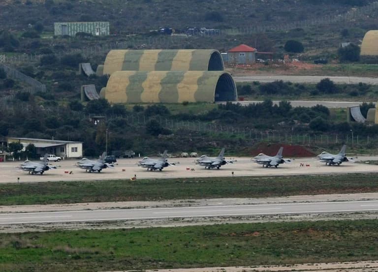 Google Maps: Ορατές οι στρατιωτικές βάσεις σε Ακρωτήρι και Σούδα