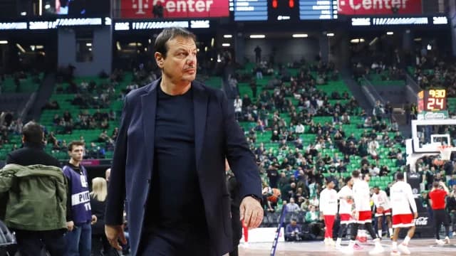 Ataman Refuses Half-Time Statement in Panathinaikos - Olympiacos Match