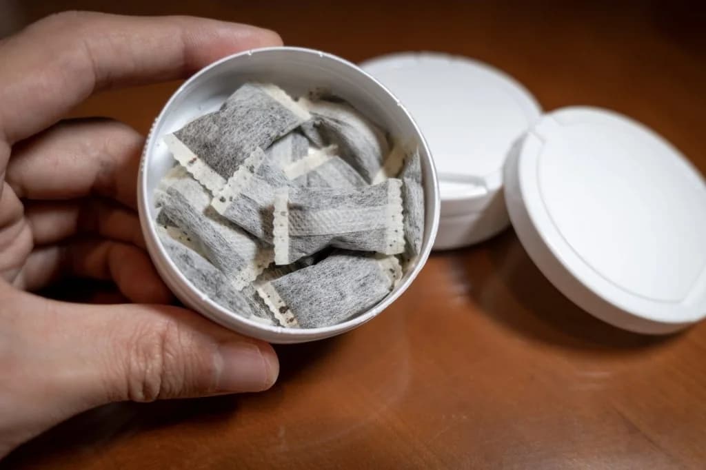Health Ministry Investigates Nicotine Pouch Sales to Minors