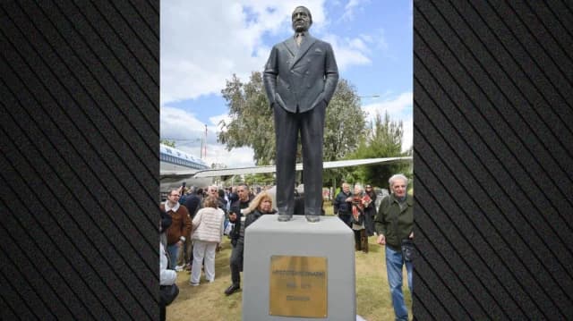 Aristotle Onassis Statue Unveiled in Elliniko
