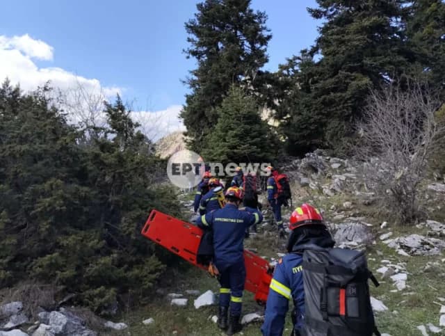 Mountaineer Injured in Agrinio, Greece: Airlifted to Hospital