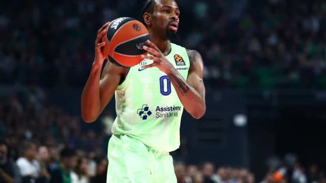 Barcelona Edges Zaragoza Ahead of Panathinaikos Match