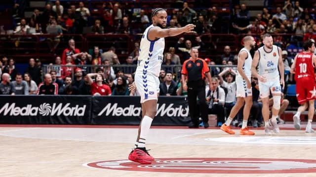 Valencia Easily Defeats Breogán 105-88 with Montero Leading