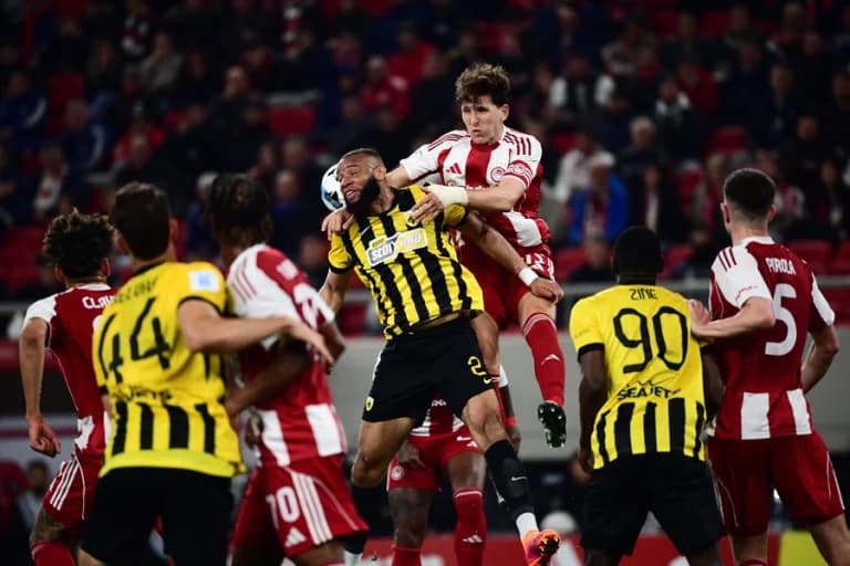 Ολυμπιακός - ΑΕΚ 0-1: Νίκη της ΑΕΚ στο Φάληρο