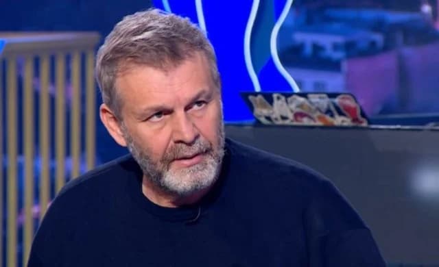 Απόστολος Γκλέτσος: «Βλέπω έναν γέρο άντρα στον καθρέφτη»