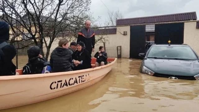 Dagestan: Fünf Tote, Tausende durch Überschwemmungen vertrieben