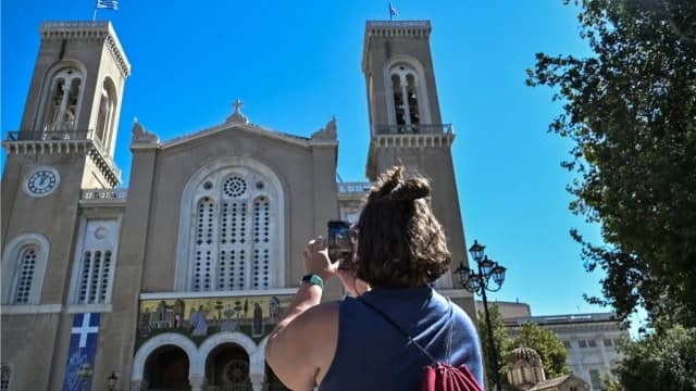 Погода: Изменчивая погода с дождями до Пасхального воскресенья