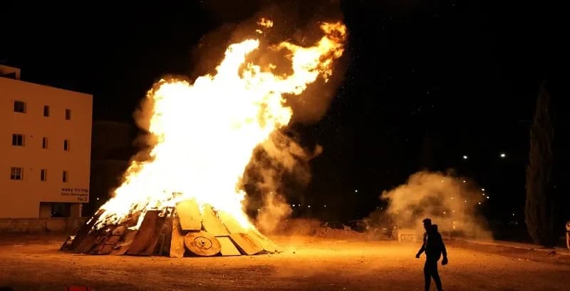 Αστυνομία και Πυροσβεστική σε επιφυλακή για τις λαμπρατζιές – Σύλληψη 13χρονου με μαχαίρι