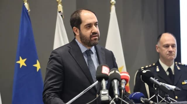 קפאלויאניס: «אפס נזק לציבור בתיק OPEKEPE»