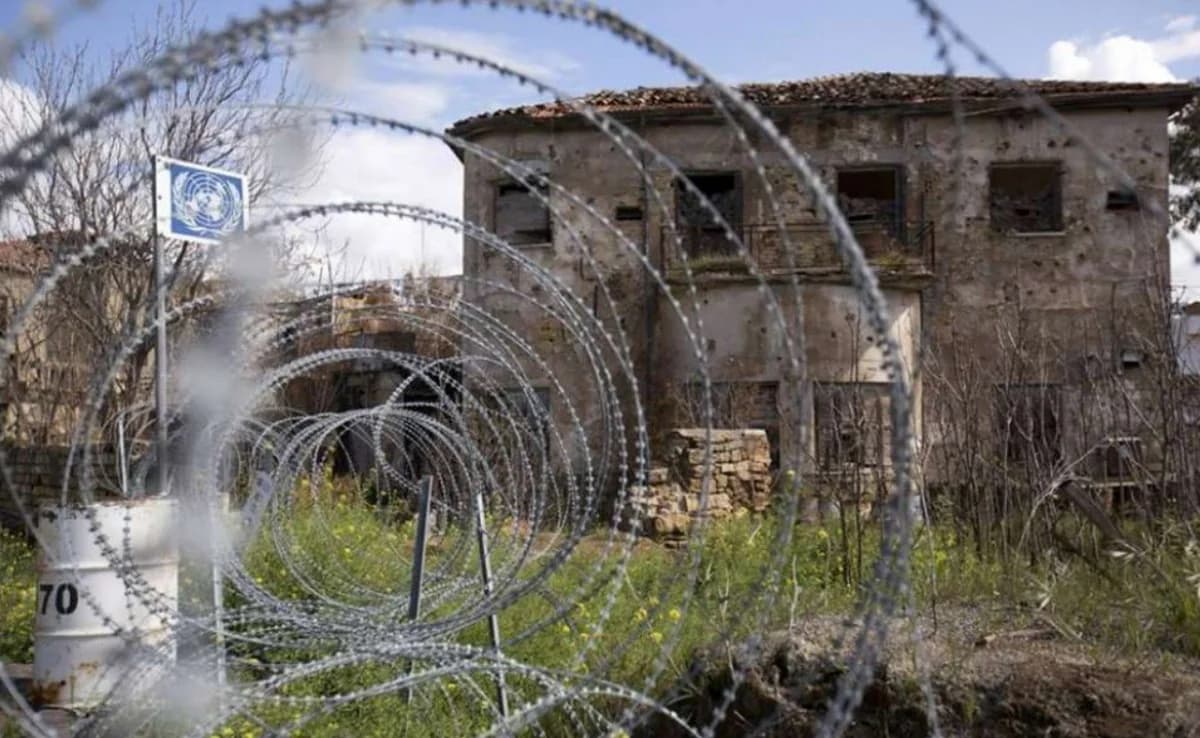 Agricultor turco viola la zona de amortiguamiento en Avlona: Intervención de la ONU