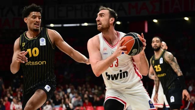 Ολυμπιακός - Άρης 92-81: Κυριαρχία Μιλουτίνοφ και 23/23