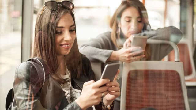 Survey: 56% of Europeans Secretly Look at Their Neighbor's Phone