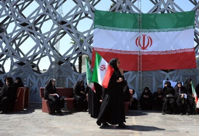 Irán niega las afirmaciones de Trump sobre ejecuciones inminentes de mujeres
