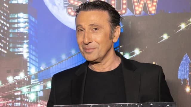Ρένος Χαραλαμπίδης: «Απορώ πώς δεν παντρεύτηκα»