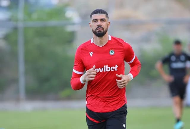 Omonia: Preparación y Confianza en Fabiano