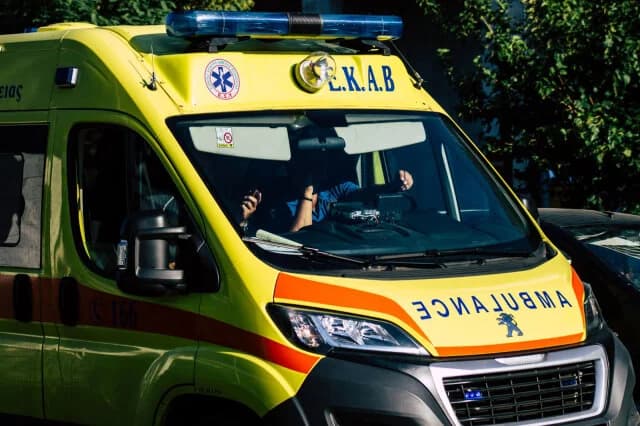 Πυλαία: Αυτοκίνητο παρέσυρε και τραυμάτισε 19χρονο