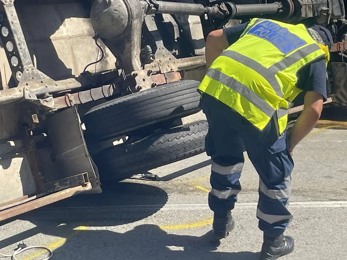 Καρβουνάς: Τραγικός θάνατος συνταξιούχου αστυνομικού σε τροχαίο