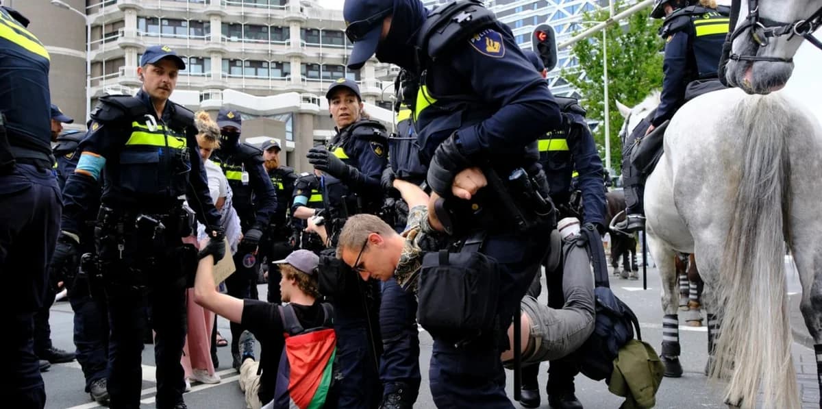 Niederlande: 200 Festnahmen bei NATO-Gipfel-Protest