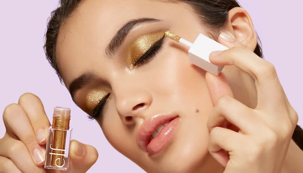 Perfect Liquid Eyeshadow Blending Without a Brush: 3 Tips